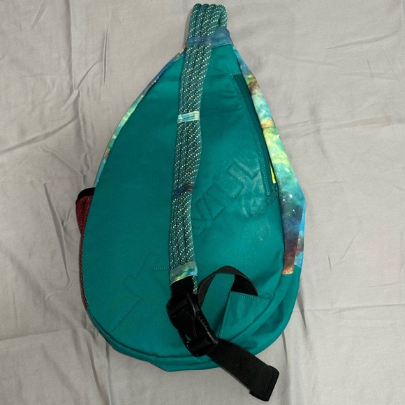 Kavu Green and Blue Backpack Bag - Picture 7 of 9